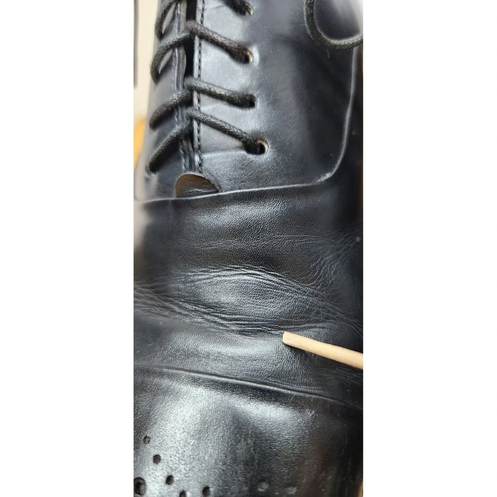 Santoni Black Leather Cap Toe Medallion Oxford Dress Shoes Lace 10.5 US 9.5 UK